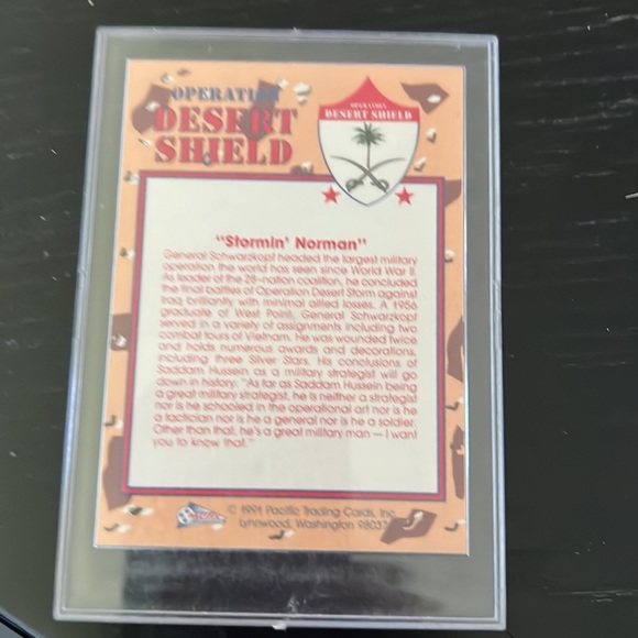 Desert Storm trading card. General H. Norman Schwarzkopf - Picture 2 of 3